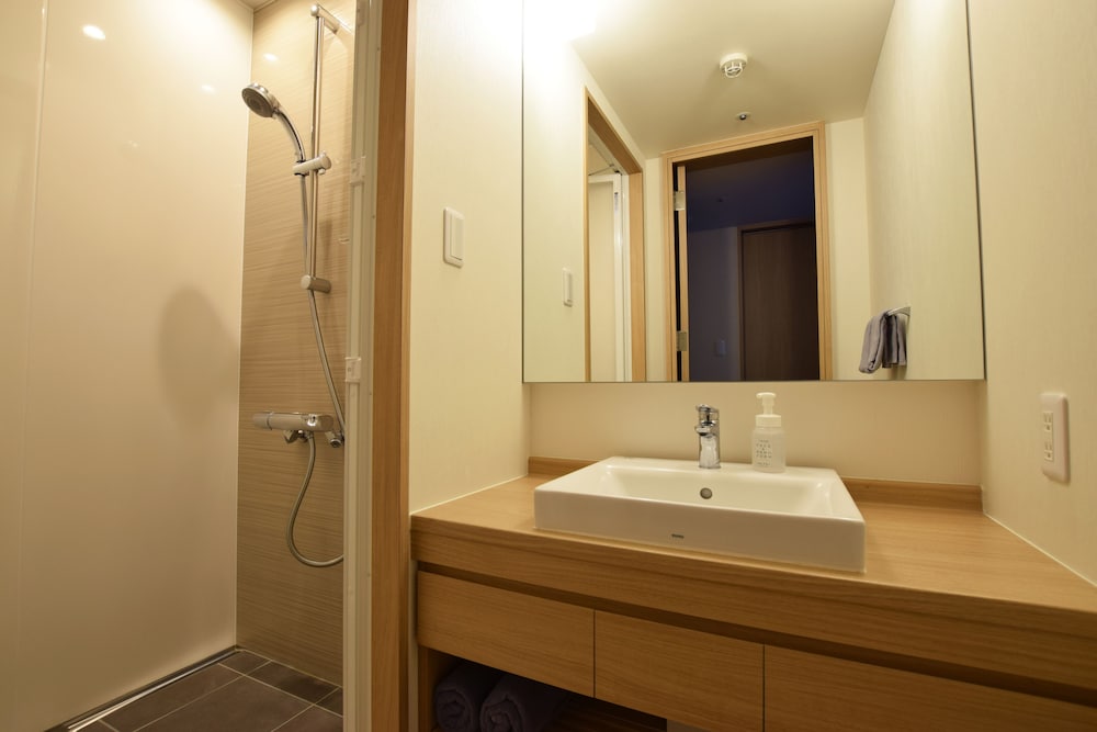 スーペリア [東館] 和室 (32㎡/10畳) バスルーム0 | 第一滝本館