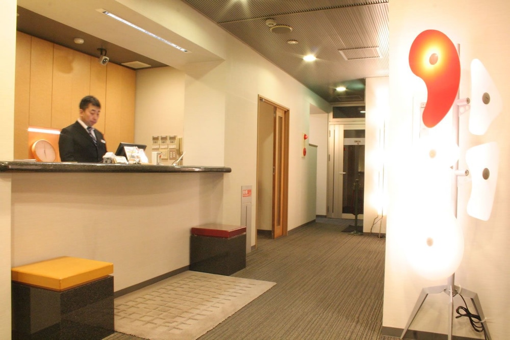 フロント1 | ホテルエスタシオン彦根