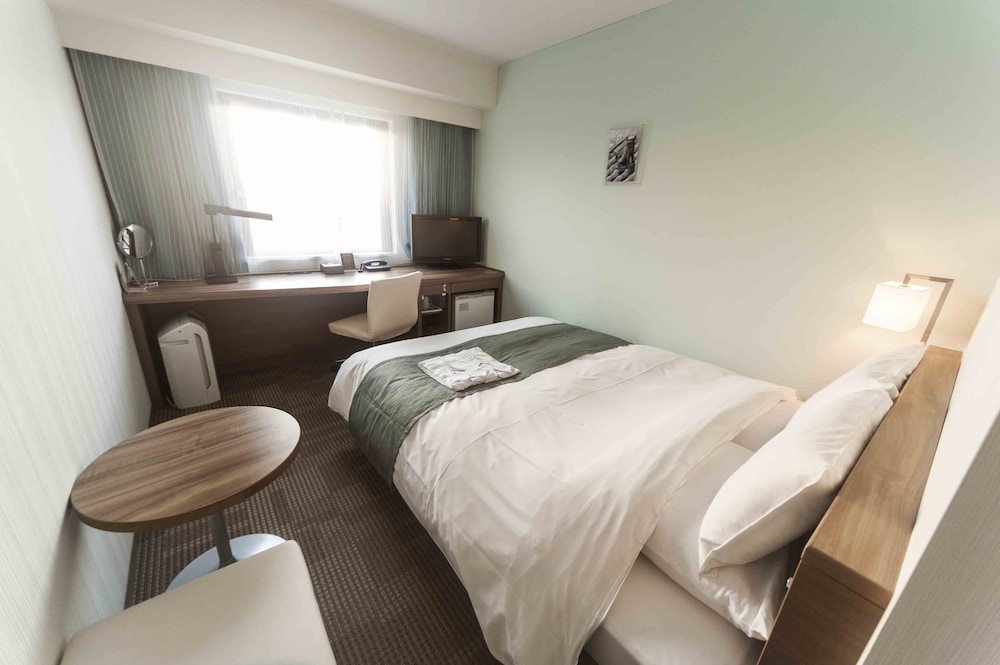 スタンダード ダブルルーム 喫煙可 (For 2 people) 客室1 | ダイワロイネットホテル沖縄県庁前