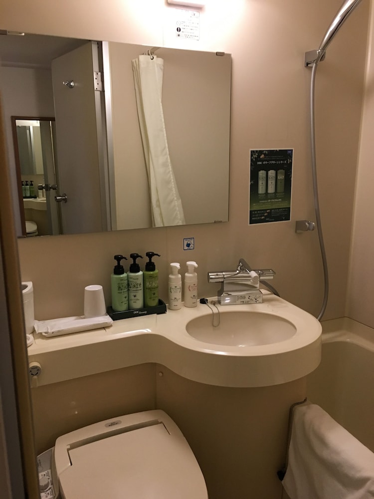 エコノミー ダブルルーム 禁煙 バスルーム0 | スマイルホテル巣鴨