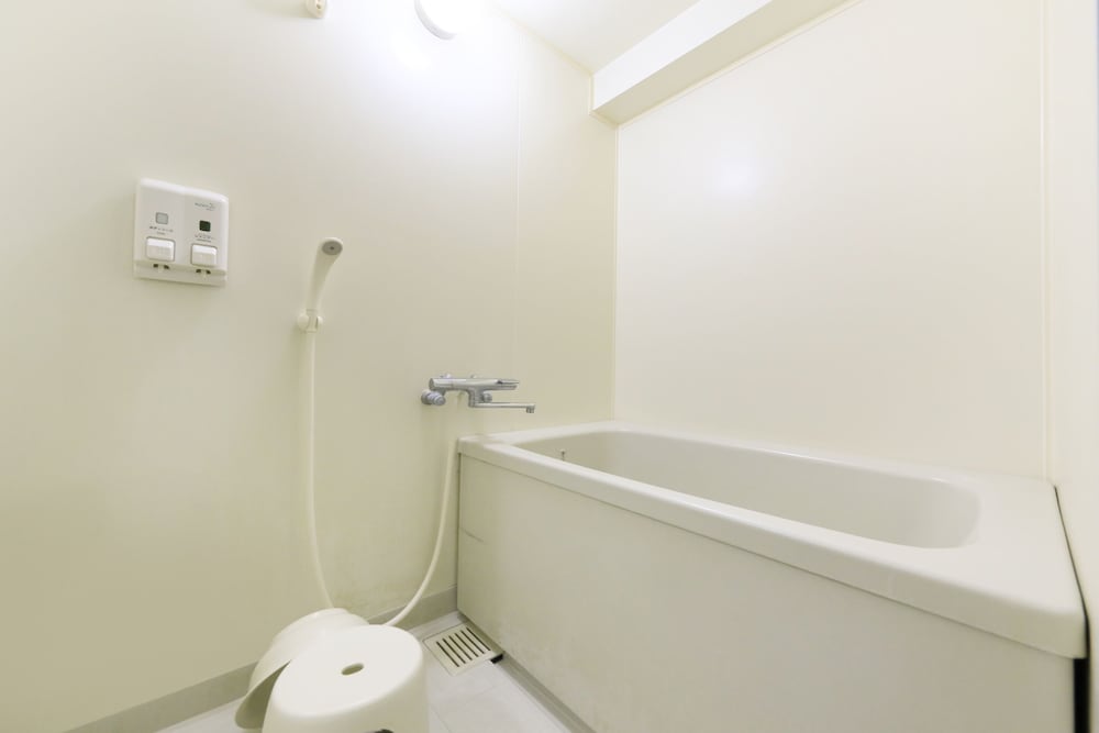 [禁煙] ツインルーム (ベッド2台)/ オーシャンビュー バスルーム0 | 勝浦ヒルトップホテル＆レジデンス