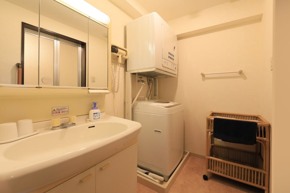 [禁煙] スーペリアルーム (ベッド4台)/オーシャンビュー ランドリー0 | 勝浦ヒルトップホテル＆レジデンス