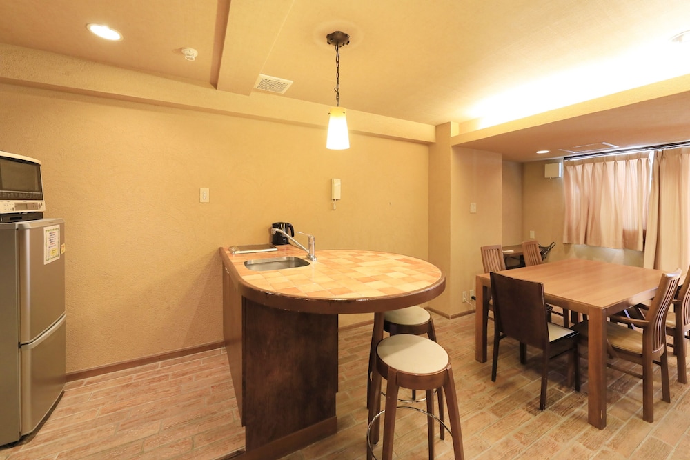 [禁煙] スーペリアルーム (ベッド4台)/オーシャンビュー 専用キッチン0 | 勝浦ヒルトップホテル＆レジデンス