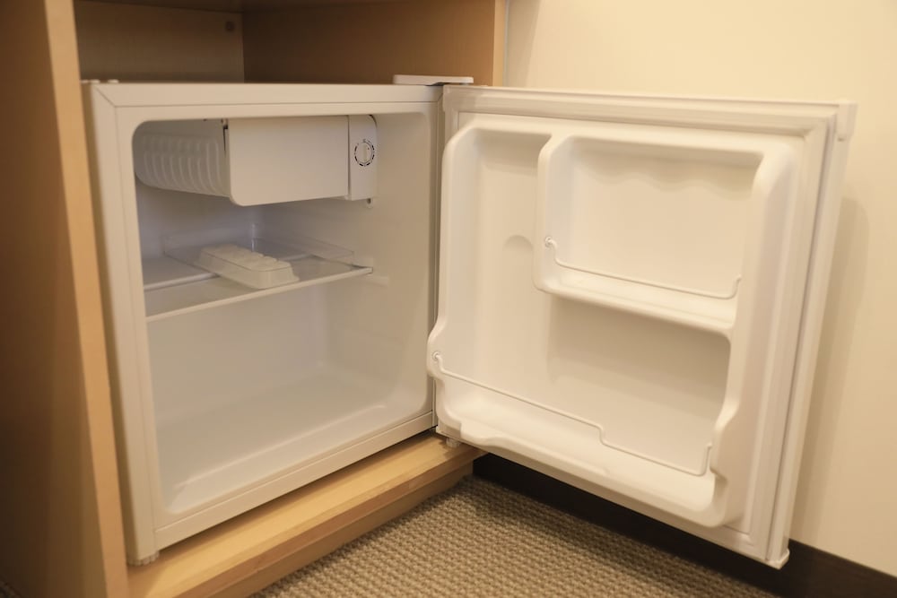 セミダブルルーム 喫煙可 小型冷蔵庫0 | ホテルファミーINN・錦糸町