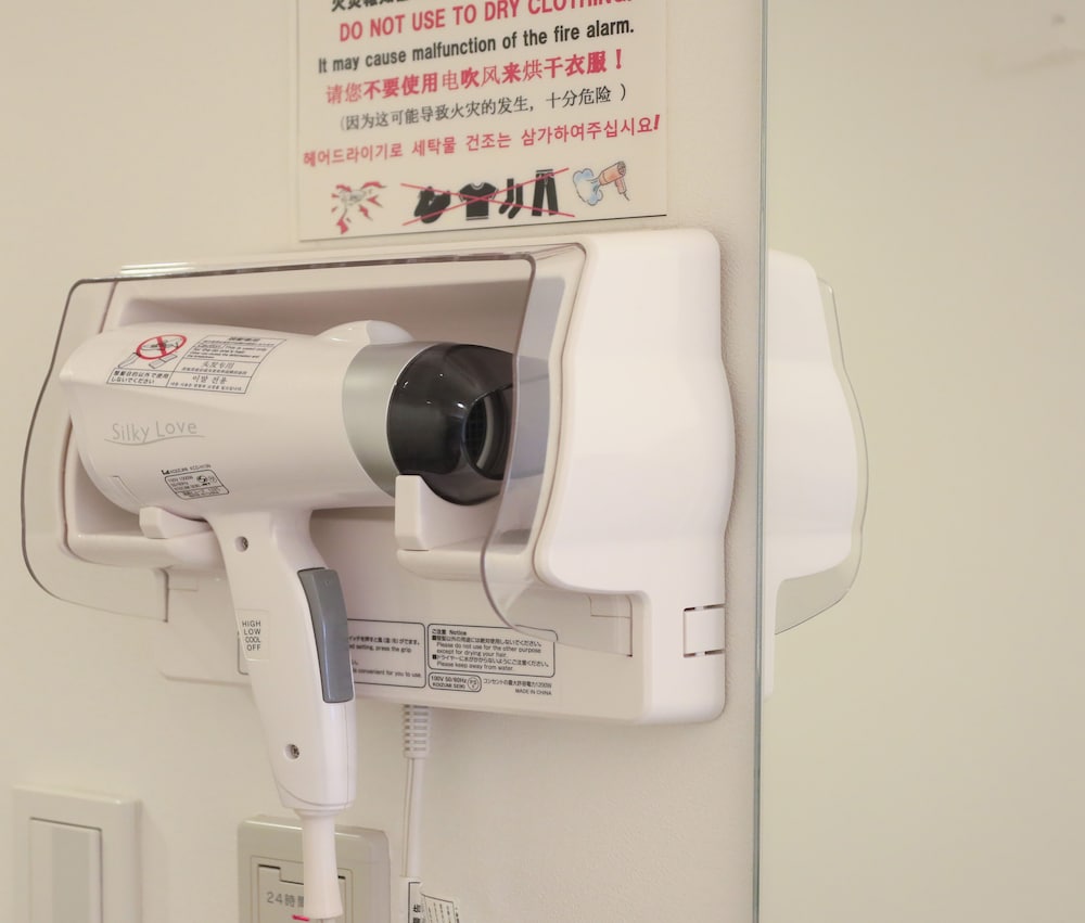 セミダブルルーム 喫煙可 客室の設備とサービス10 | ホテルファミーINN・錦糸町