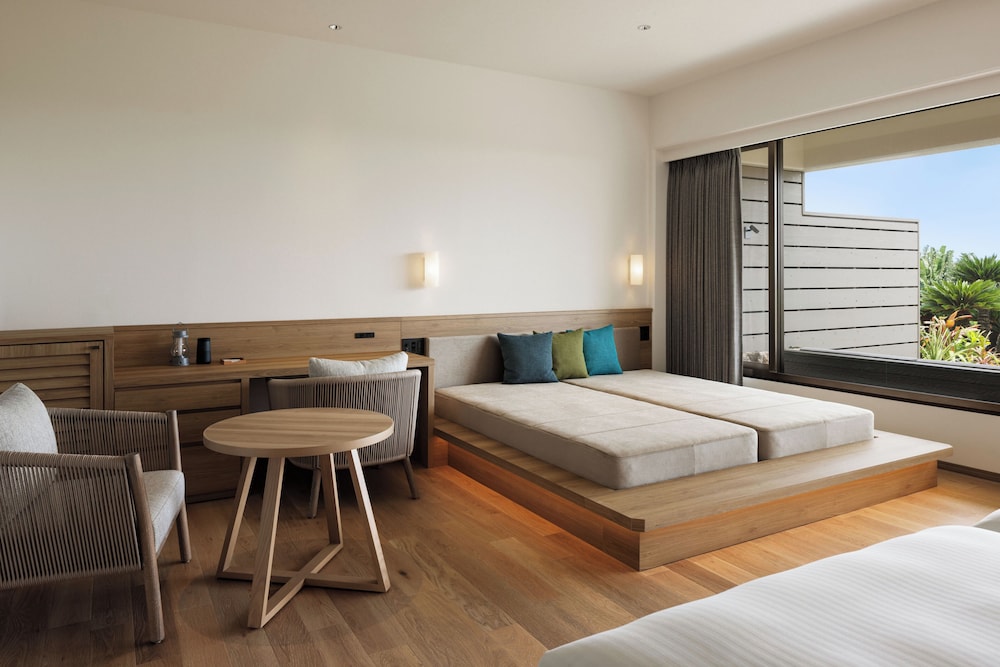 ガーデンテラス・プレミアム 客室1 | はいむるぶし