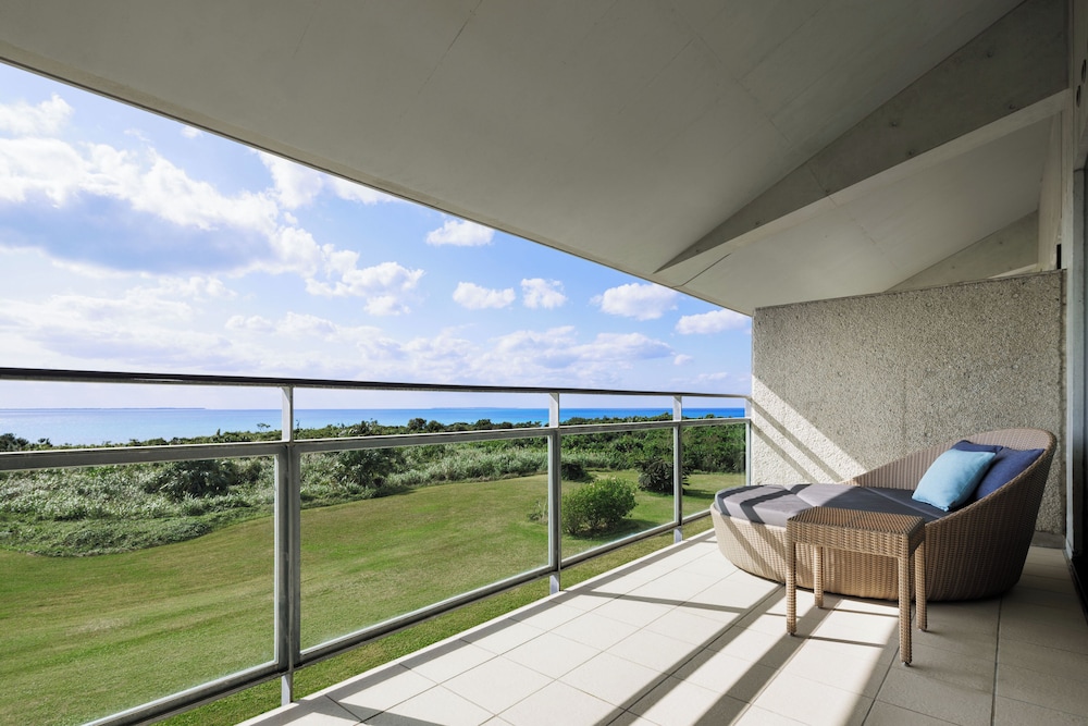 プレミアオーシャンビュー・ラグジュアリー 部屋からの景観0 | はいむるぶし