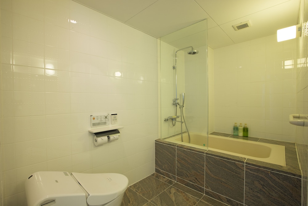 和洋室 デラックスルーム オーシャンビュー 客室2 | 指宿ロイヤルホテル