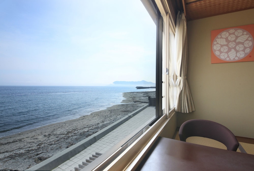 【温泉露天風呂付】オーシャンビュー/喫煙和洋室 部屋からの景観0 | 平成館 しおさい亭 花月
