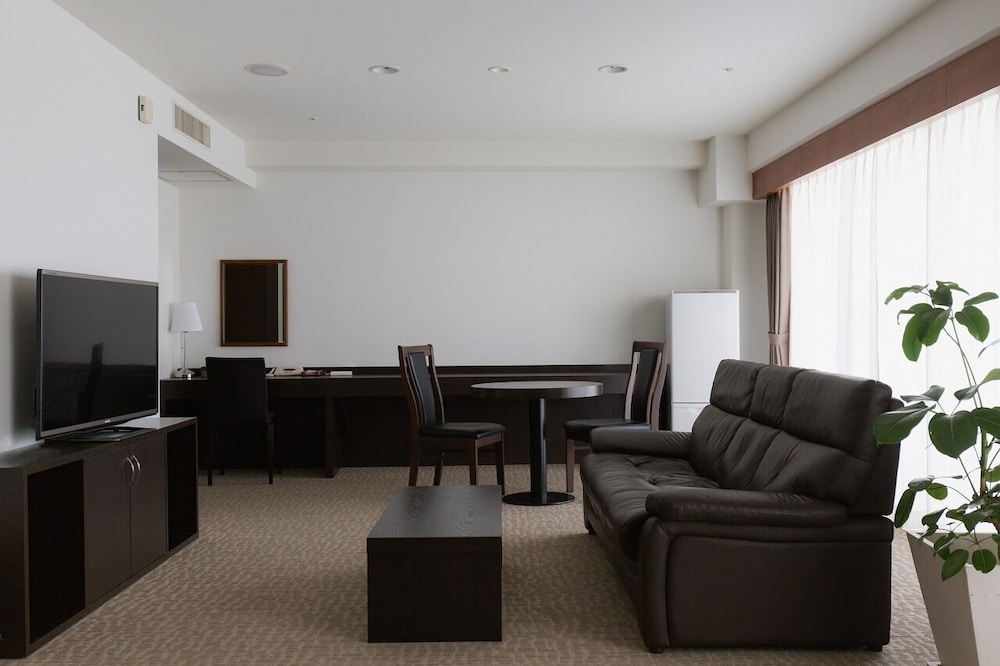 ジュニアスイート (シティービュー) 禁煙 客室2 | EM ウェルネス 暮らしの発酵ライフスタイルリゾート