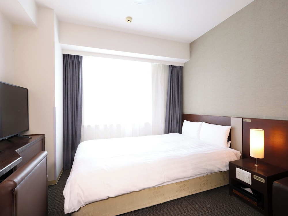 ダブルルーム 禁煙 | 天然温泉 樽前の湯 ドーミーイン苫小牧