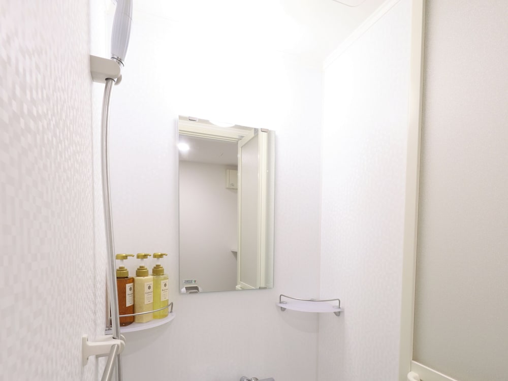 モデレートダブルルーム 禁煙 (15平米) バスルームのシャワー0 | 天然温泉 神威の湯 ドーミーイン旭川