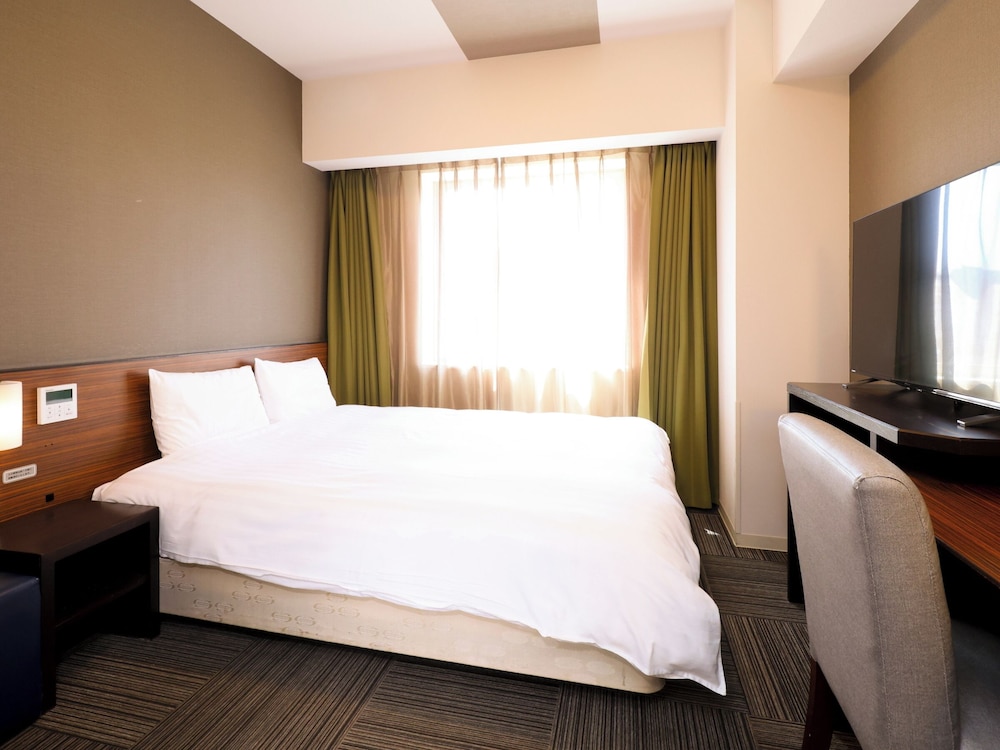 スーペリアクィーンルーム 禁煙 (16.8平米) | 天然温泉 神威の湯 ドーミーイン旭川