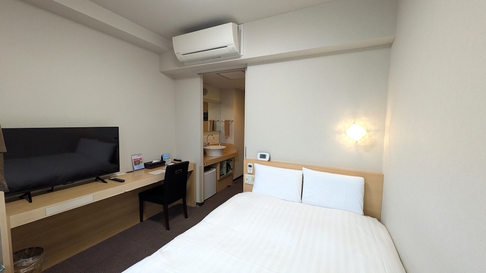 ダブルルーム 禁煙 | 天然温泉 白樺の湯 ドーミーイン帯広