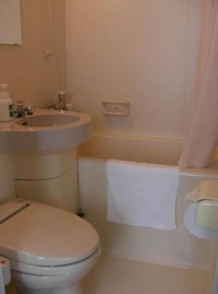 デラックス ツインルーム ベッド (複数台) 禁煙 | ひらたメイプルホテル