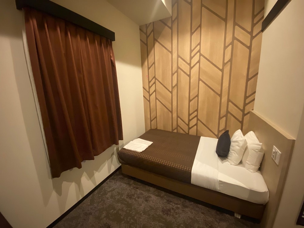 エコノミー ロフト 喫煙可 客室2 | ホテルリブマックス江坂