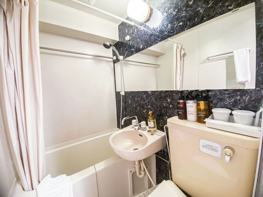 ããžãã¹ ã·ã³ã°ã«ã«ãŒã å«ç
ãã¹ã«ãŒã 0 | ããã«ãªãããã¯ã¹æ±äžé