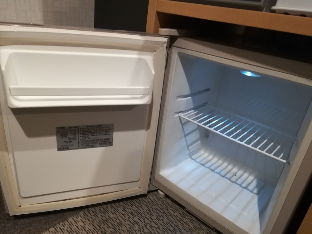 シングルルーム1名から2名利用（喫煙可） 客室の設備とサービス1 | 名鉄イン知多半田駅前