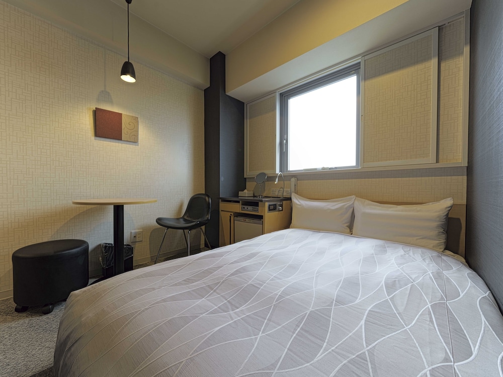 スーペリアシングルルーム1名から2名利用（禁煙） | 名鉄イン知多半田駅前