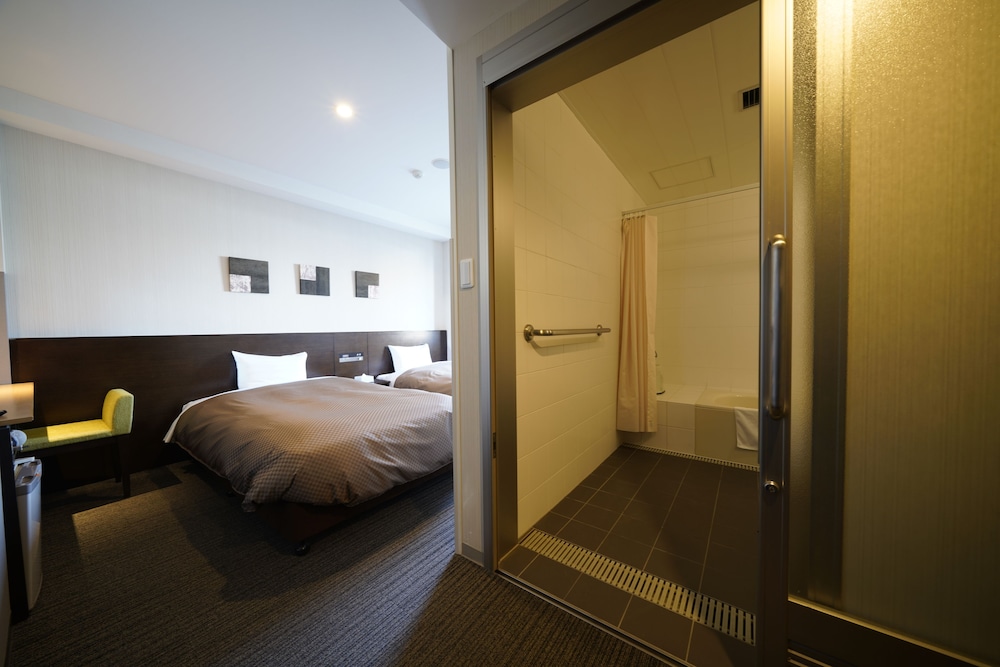 ユニバーサルツインルーム　禁煙　24平米 | 名鉄イン刈谷