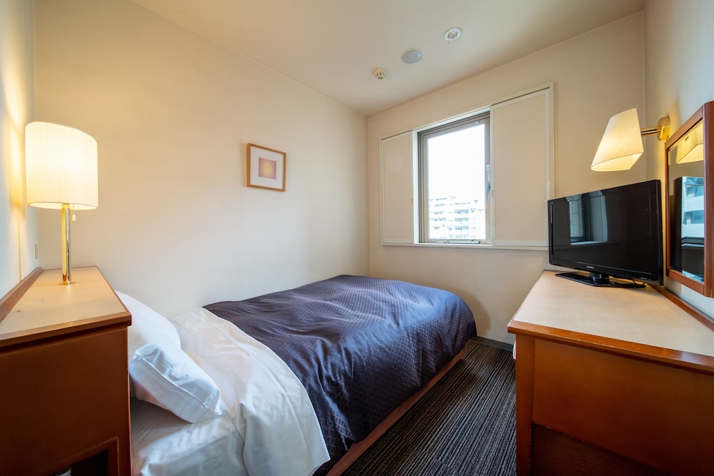 セミダブル ルーム（喫煙） | 名鉄イン名古屋金山