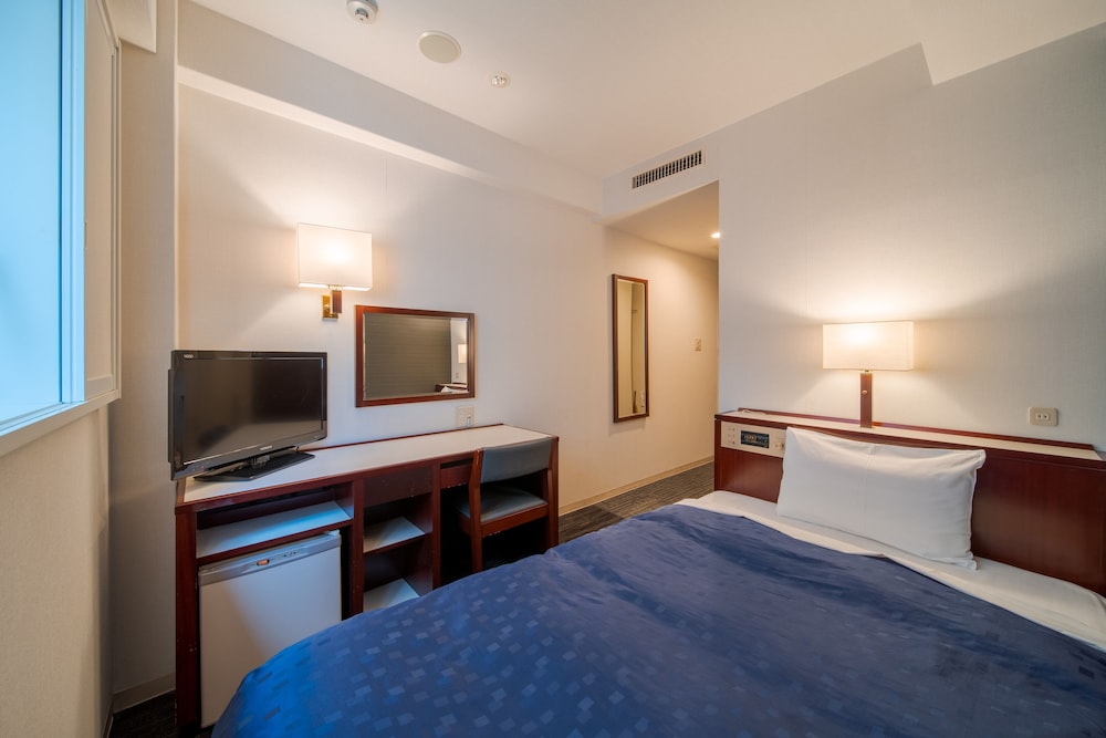 セミダブル ルーム (12.2m², 120cm幅ベッド 喫煙) 客室3 | 名鉄イン名古屋駅前