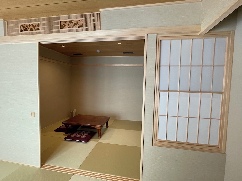 和室ファミリー 禁煙 客室1 | ホテル 福田屋