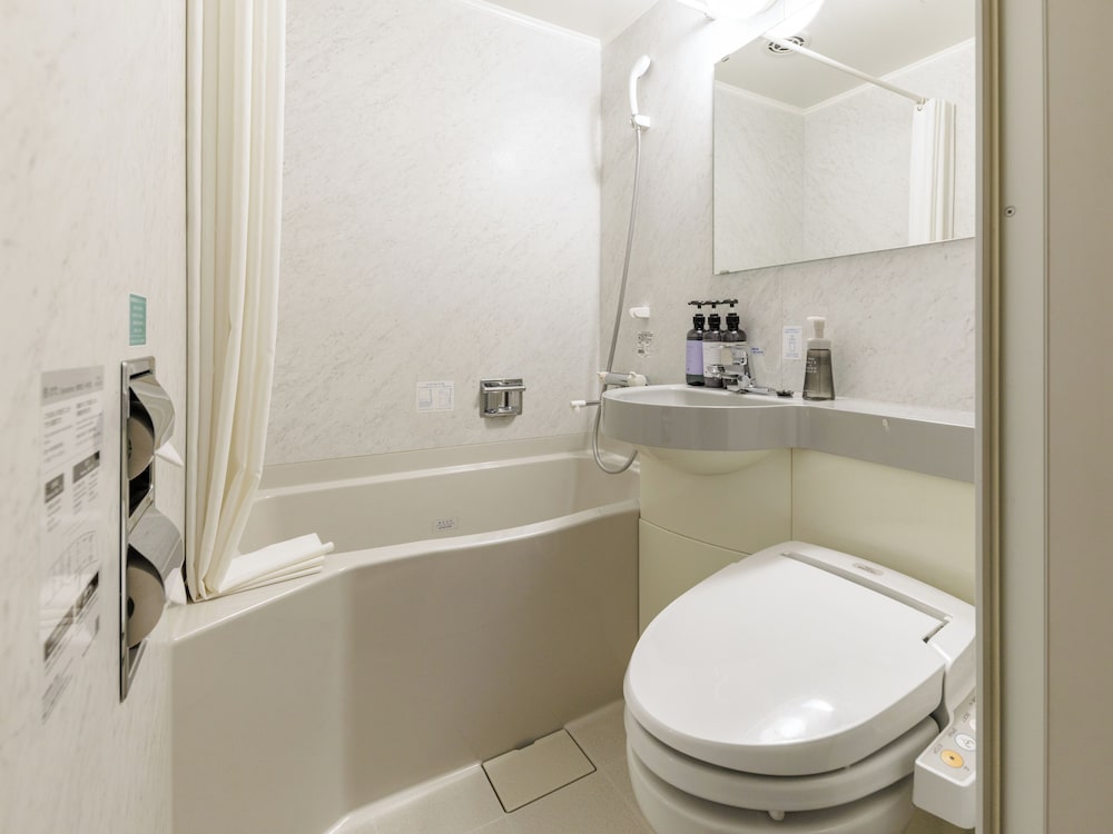 エコノミーダブルルーム (禁煙) [2名様用] 客室4 | 西鉄イン小倉