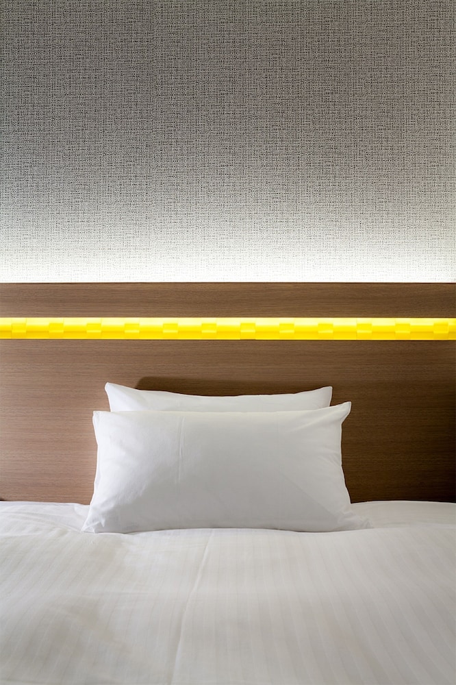 セミダブルルーム 禁煙 2名利用 客室1 | 西鉄ホテル クルーム 博多