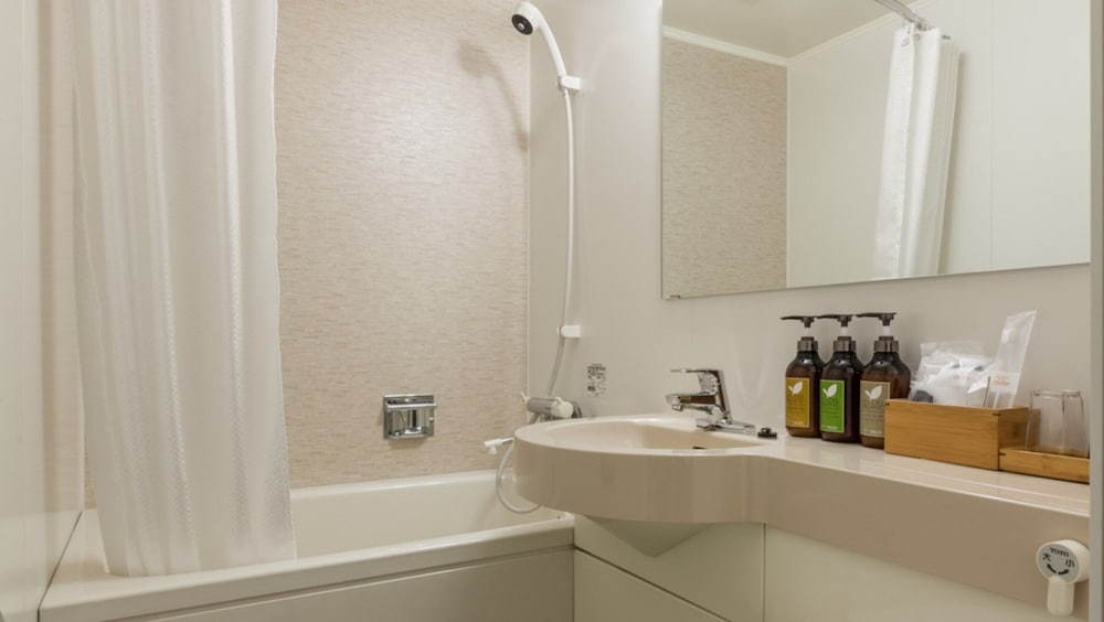 セミダブルルーム 禁煙 2名利用 バスルーム0 | 西鉄ホテル クルーム 博多