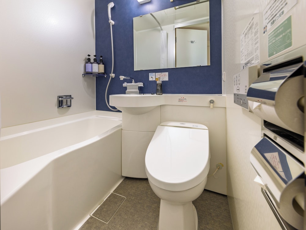 シングルルーム [2名利用] 喫煙 バスルーム0 | 西鉄イン天神