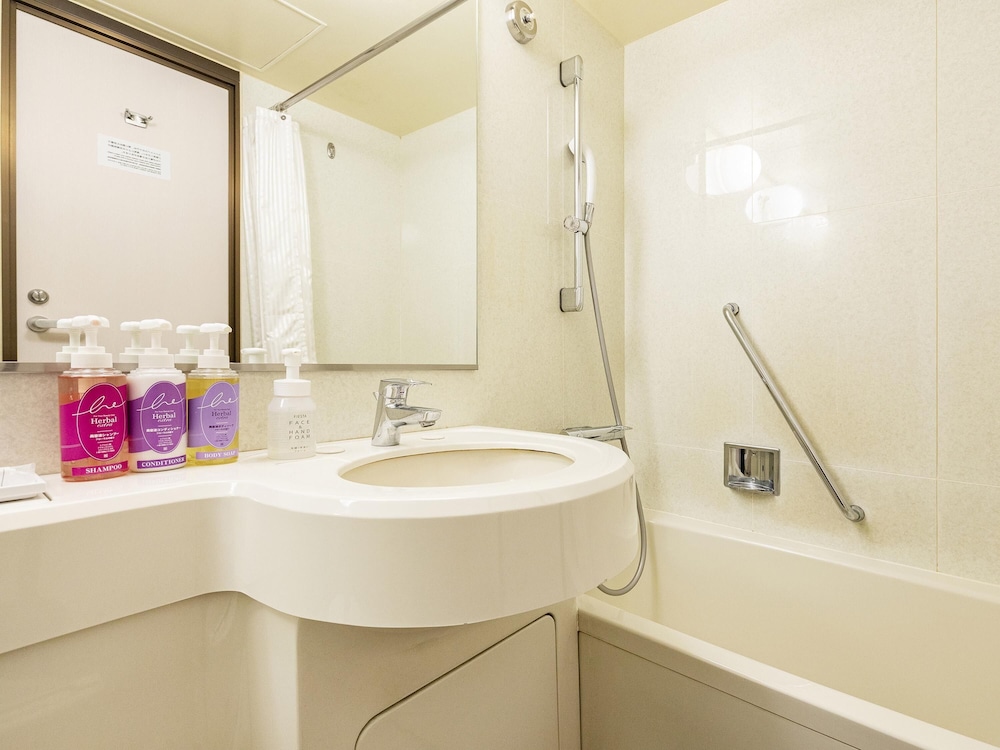 ダブルルーム 眺望なし 禁煙 バスルーム0 | 西鉄イン福岡