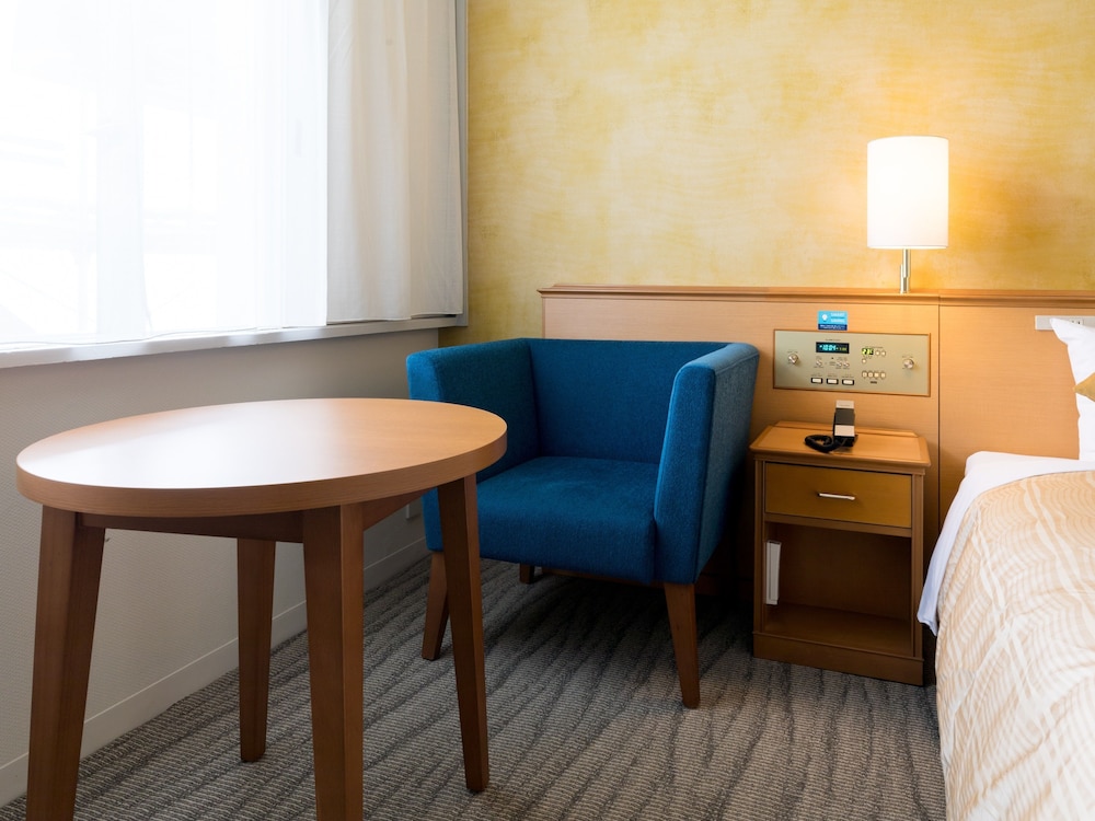 ダブルルーム 眺望なし 禁煙 客室2 | 西鉄イン福岡