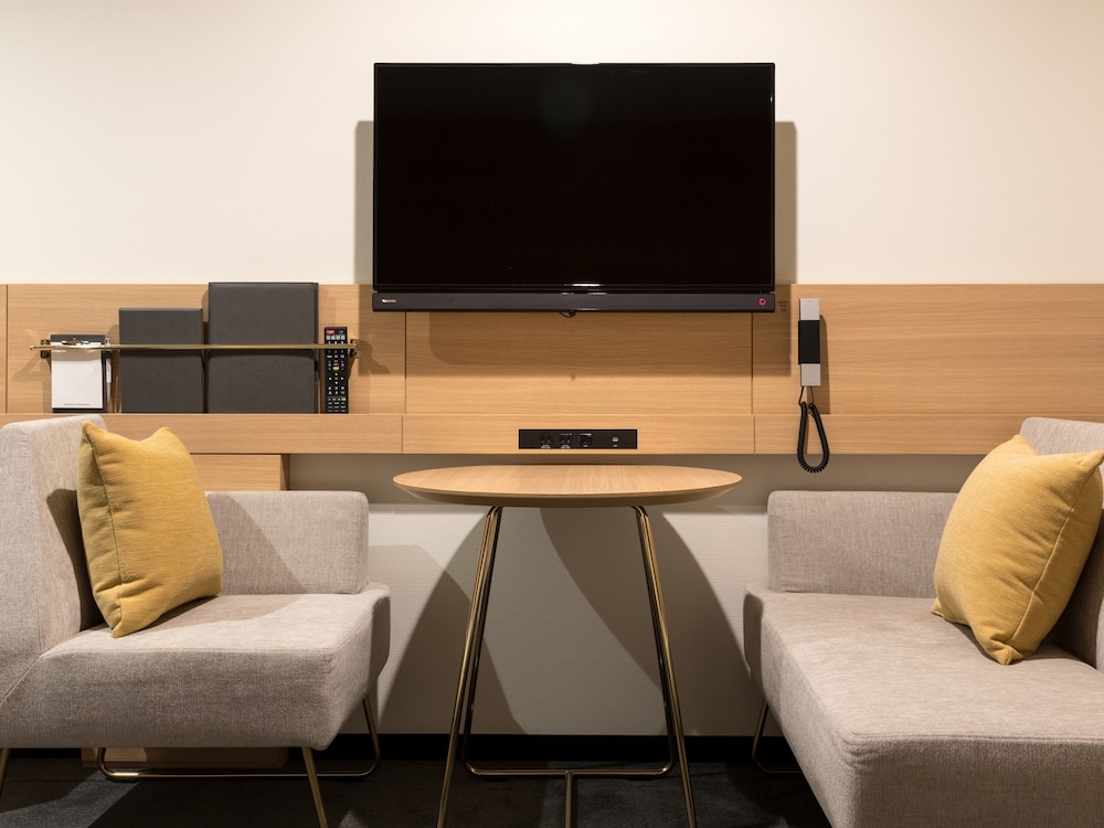 デラックス ツインルーム 禁煙 客室の設備とサービス2 | 西鉄イン新宿