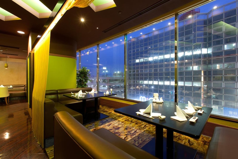 レストラン1 | エアライン ホテル