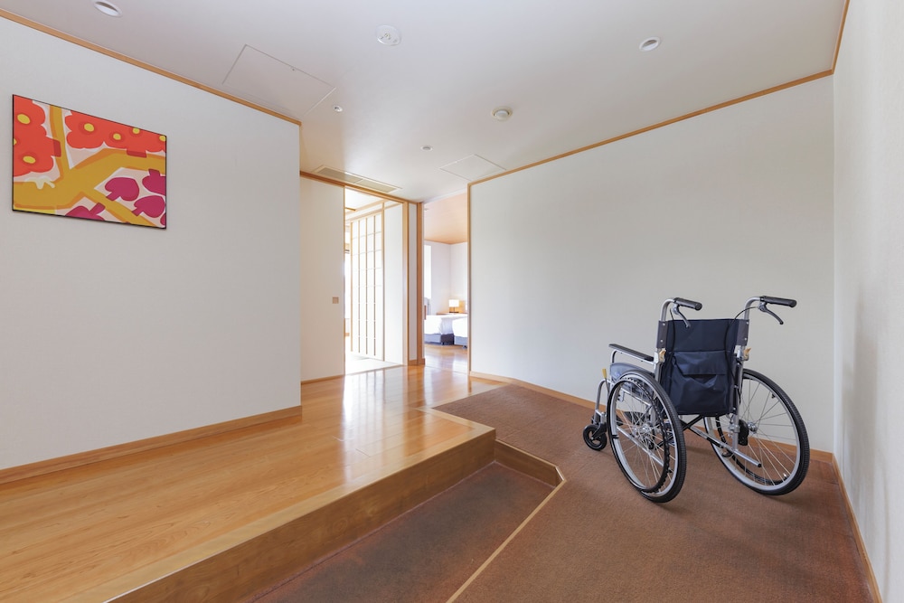 [オ―シャンビュー]ユニバーサルルーム/禁煙 客室2 | 白良荘グランドホテル