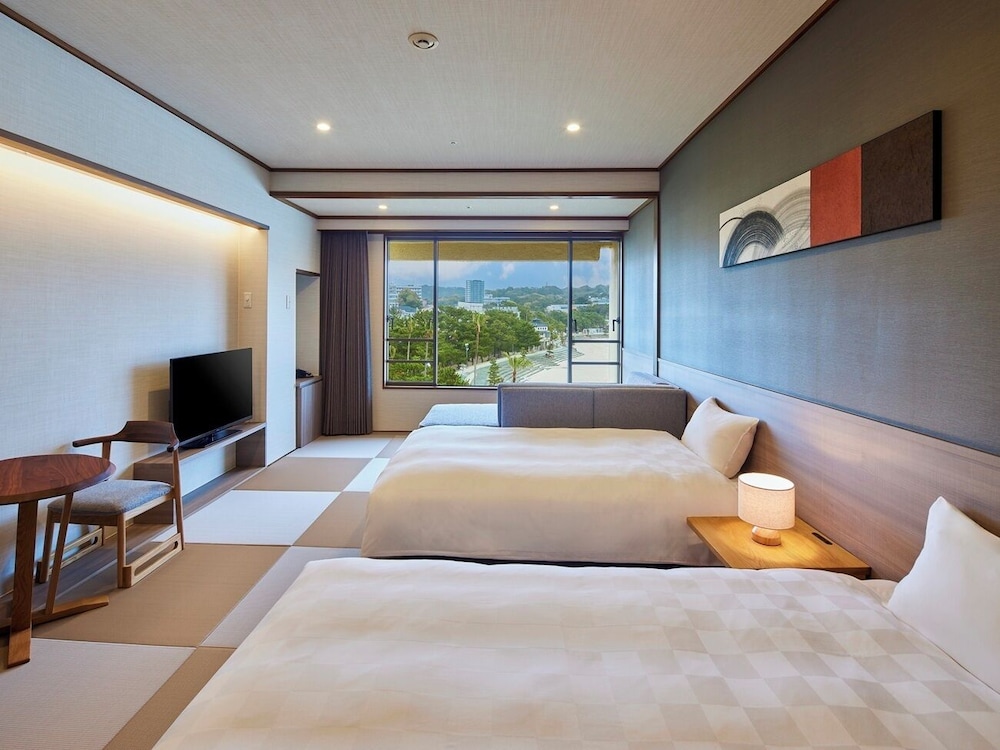 【オ―シャンビュー】モデレート和室+ツインベッド／禁煙 客室1 | 白良荘グランドホテル