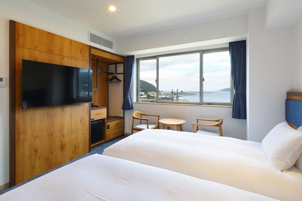 コンフォート ツインルーム 喫煙可 客室2 | ホテルサンデイズ奄美