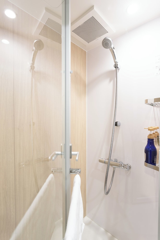 コンフォート ダブルルーム 禁煙 バスルーム1 | ホテルサンデイズ奄美