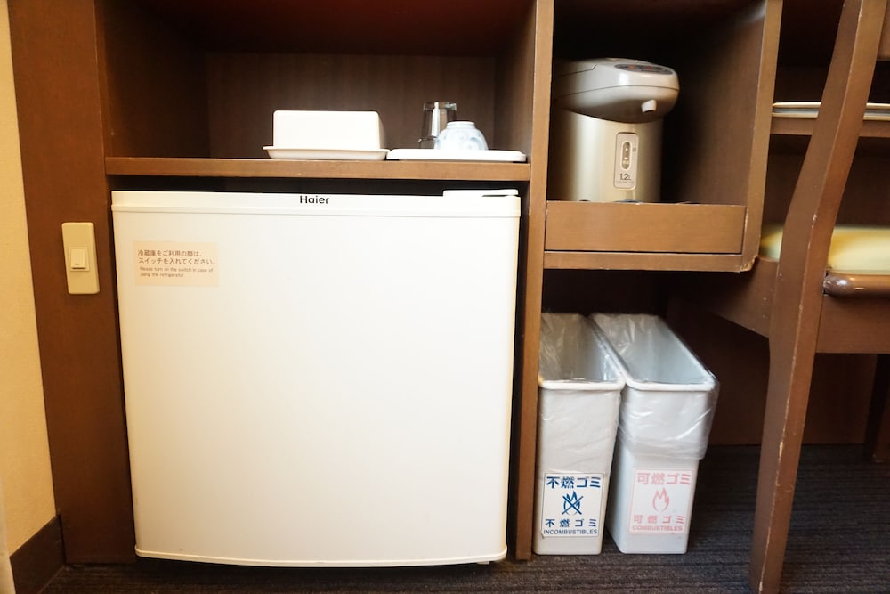 セミダブルルーム(禁煙) 客室の設備とサービス1 | ホテルルートイン博多駅前 -博多口-