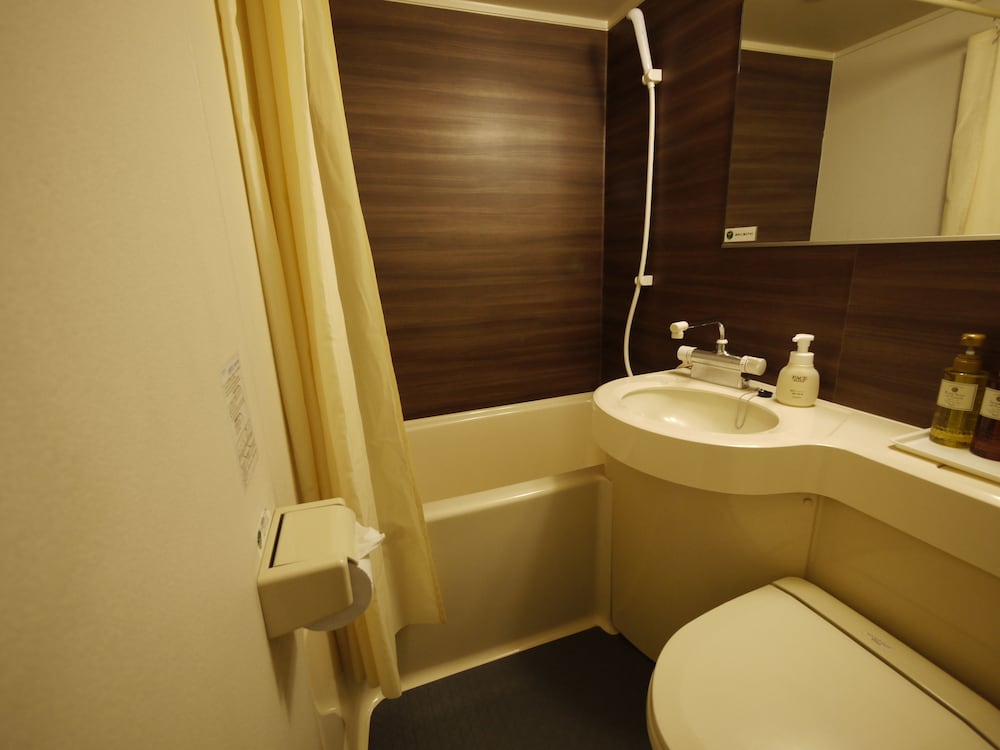 セミダブルルーム (禁煙) バスルーム0 | ホテルルートイン東京池袋