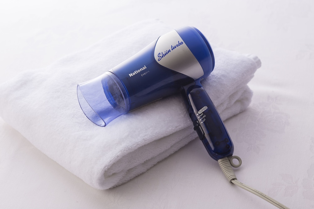 エコノミー ダブルルーム ダブルベッド 1 台 喫煙可 客室の設備とサービス2 | アークホテル岡山