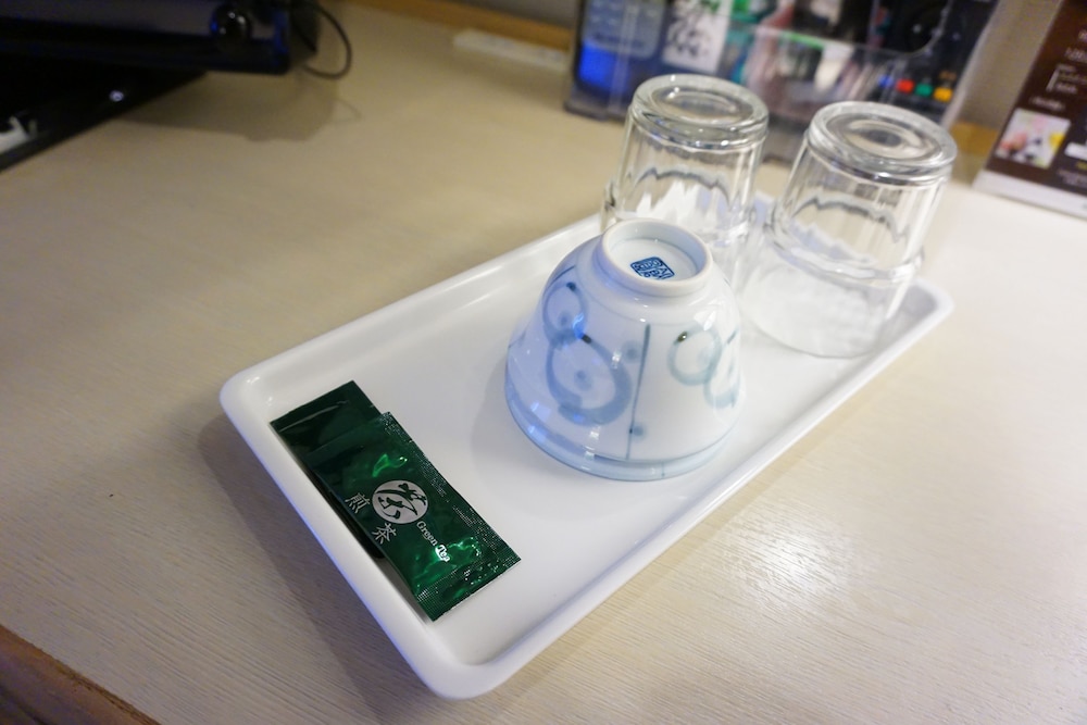 セミダブルルーム (喫煙) 客室の設備とサービス1 | ホテルルートイン博多駅南