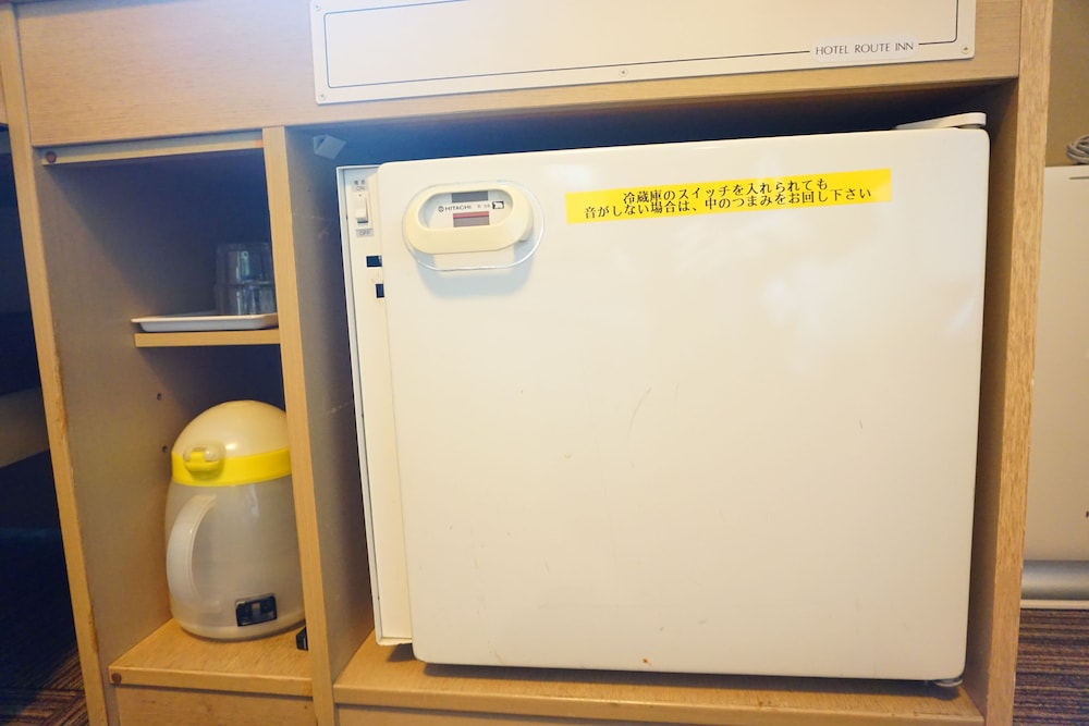 セミダブルルーム (喫煙) 小型冷蔵庫0 | ホテルルートイン博多駅南