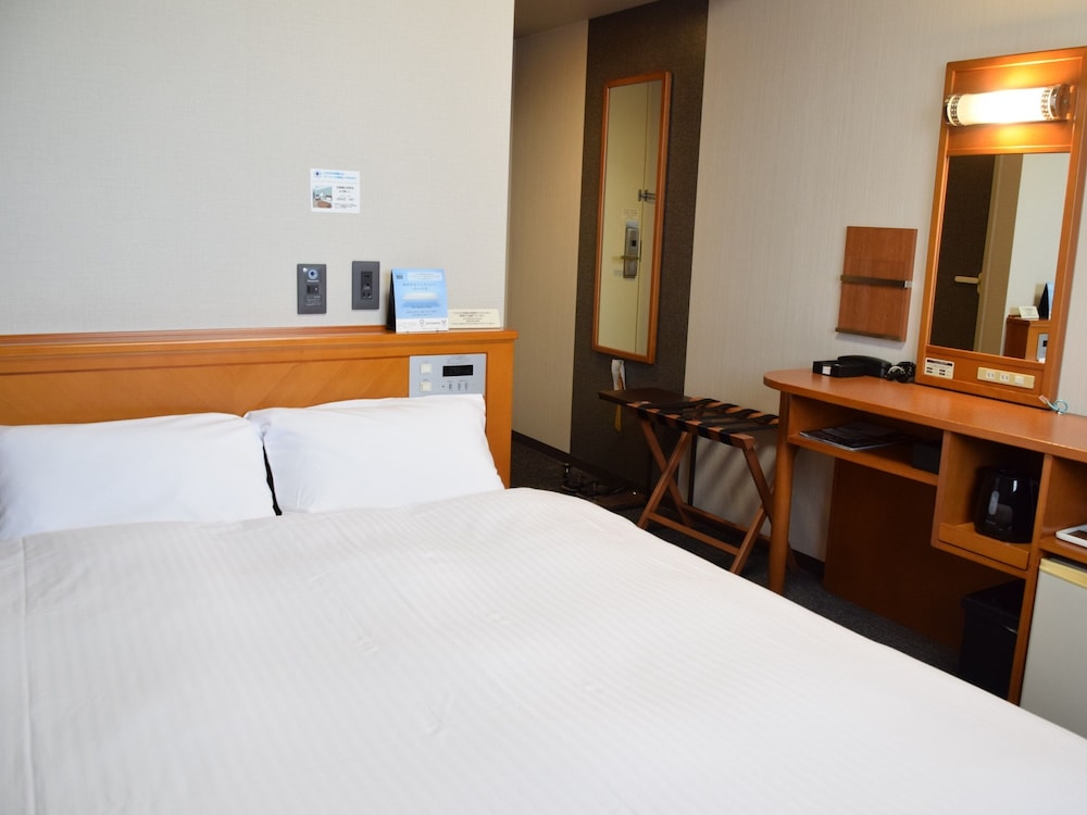 コンフォート セミダブルルーム (禁煙) | ホテルルートイン金沢駅前