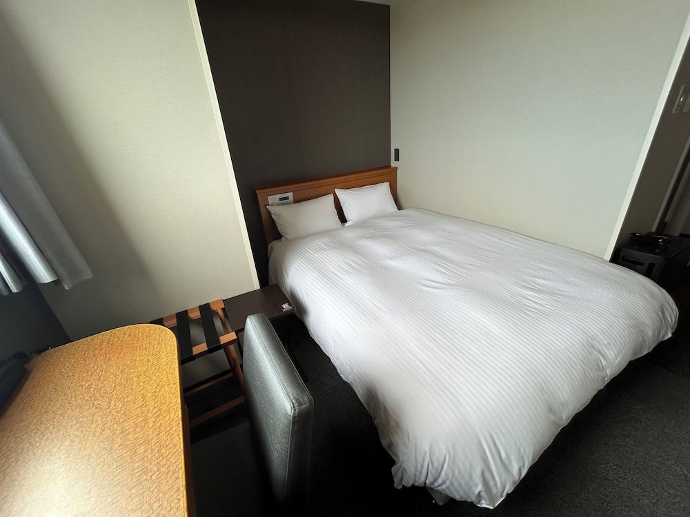 セミダブルルーム（禁煙） 客室4 | ホテルルートイン金沢駅前