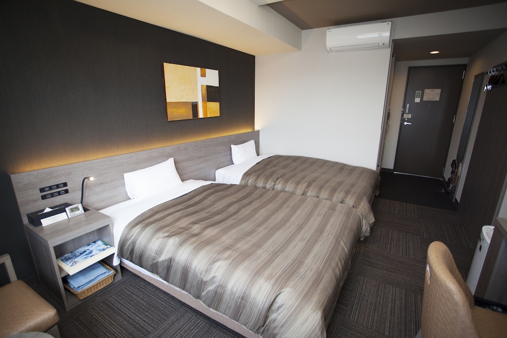 ツインルーム ベッド (複数台) 禁煙 マウンテンビュー 客室4 | ホテルルートイン河口湖