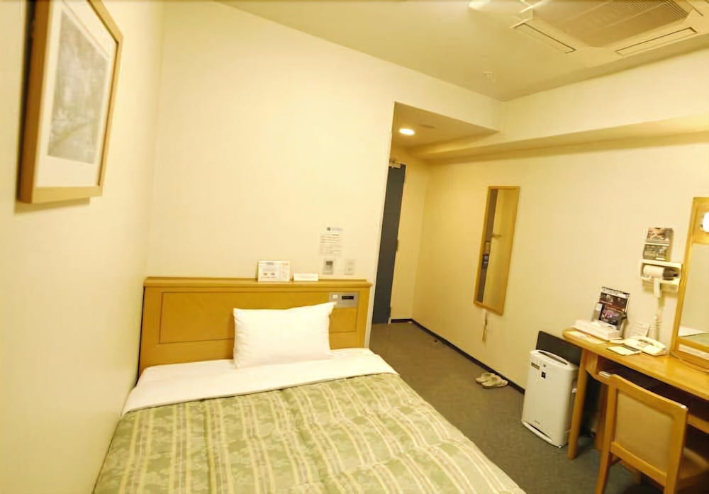セミダブルルーム(禁煙) 客室3 | ホテルルートイン大阪本町