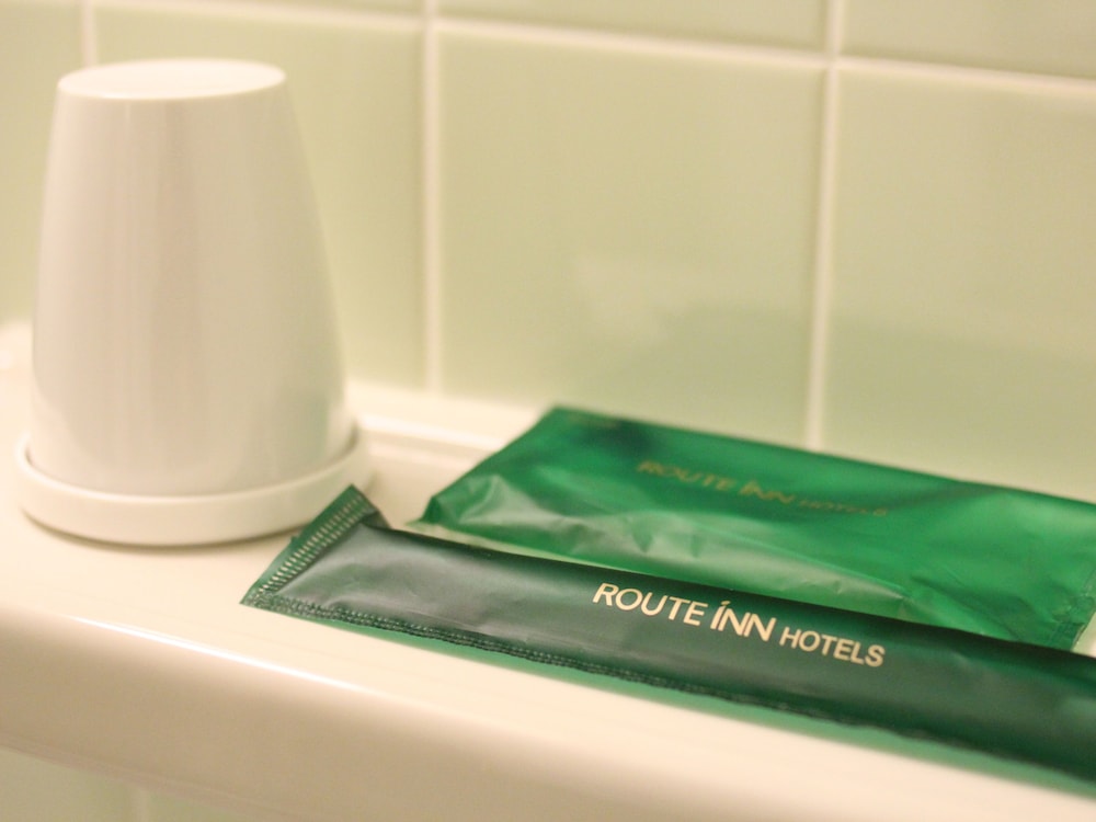 セミダブルルーム（禁煙） バスルームの設備0 | ホテルルートイン名護