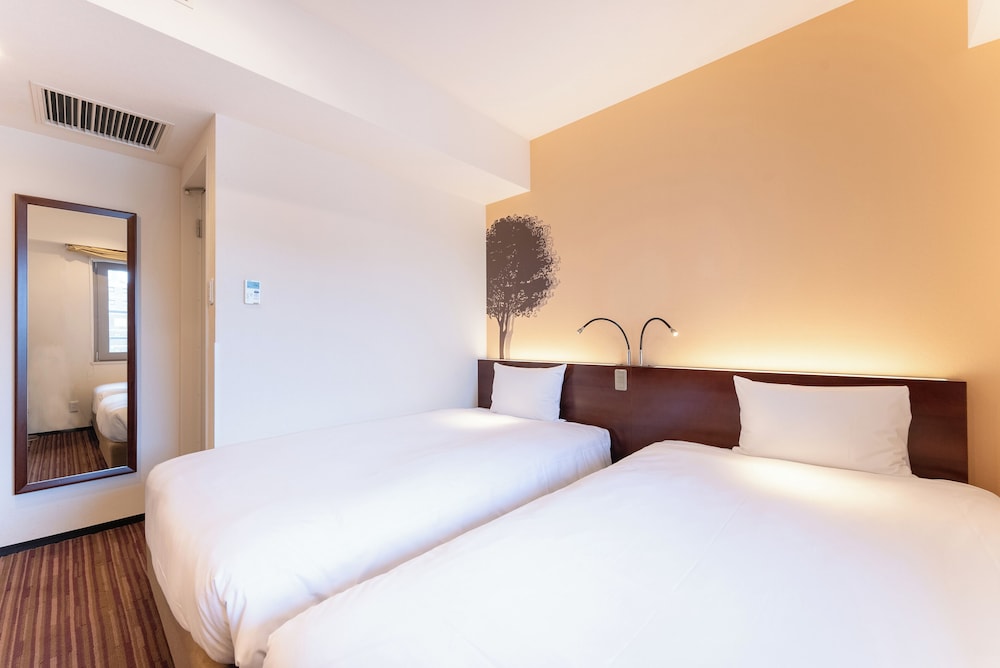 ツインルーム 喫煙可 | ホテル京阪 浅草